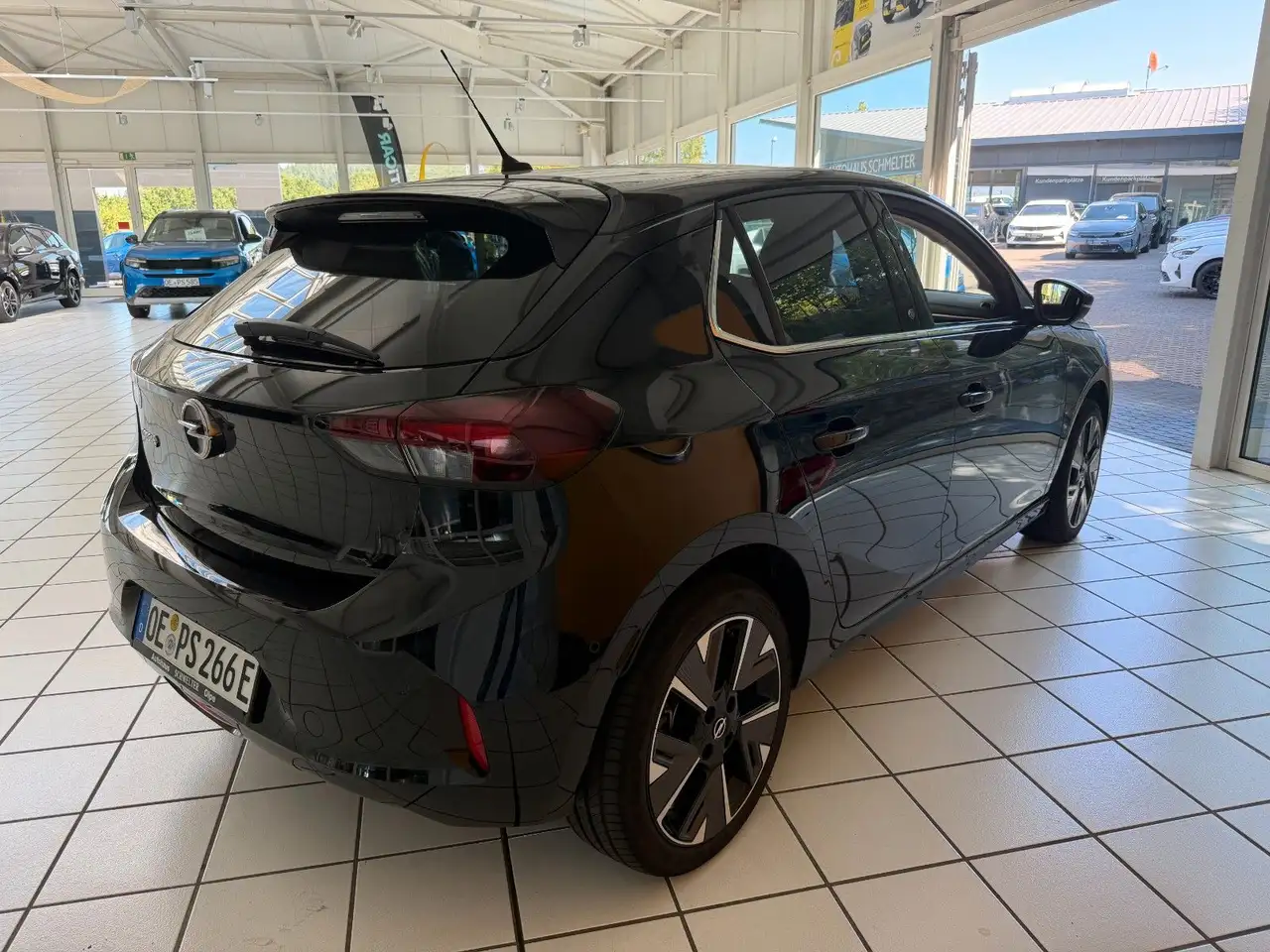 Opel Corsa F e Elegance Navi+LED+Kamera — Galerie du véhicule 2