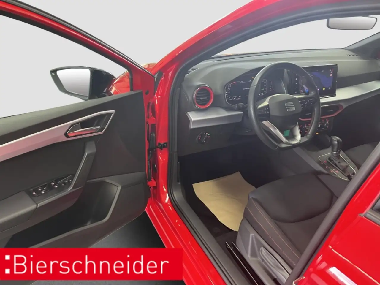 SEAT Ibiza 1.0 TSI DSG FR NAVI REAR VIEW SHZ — معرض صور السيارة 32