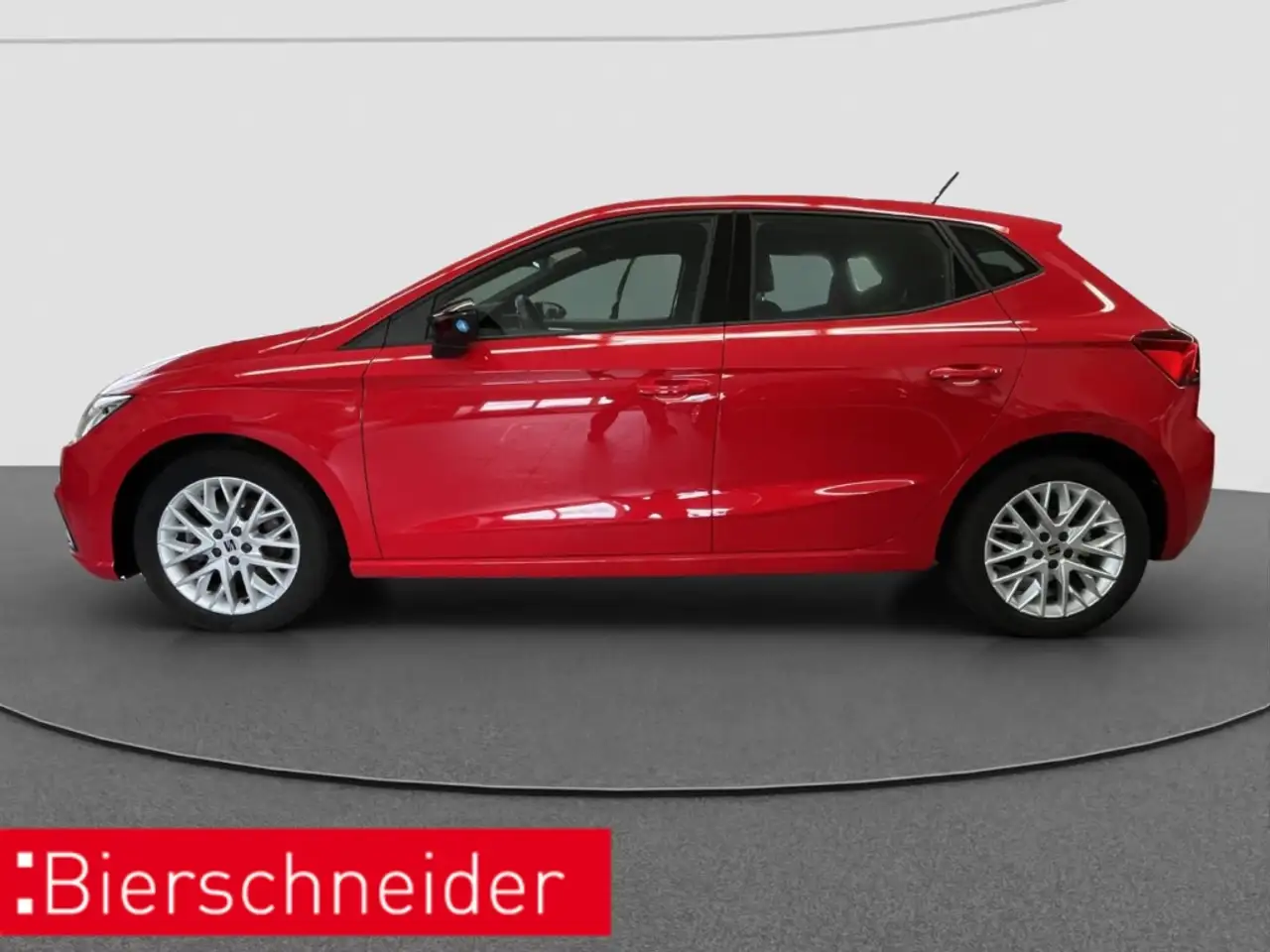 SEAT Ibiza 1.0 TSI DSG FR NAVI REAR VIEW SHZ — معرض صور السيارة 4