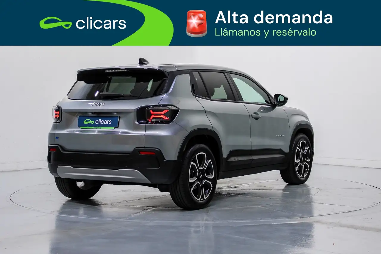 Jeep Avenger BEV Summit 115KW 54Kwh — Galerie du véhicule 5