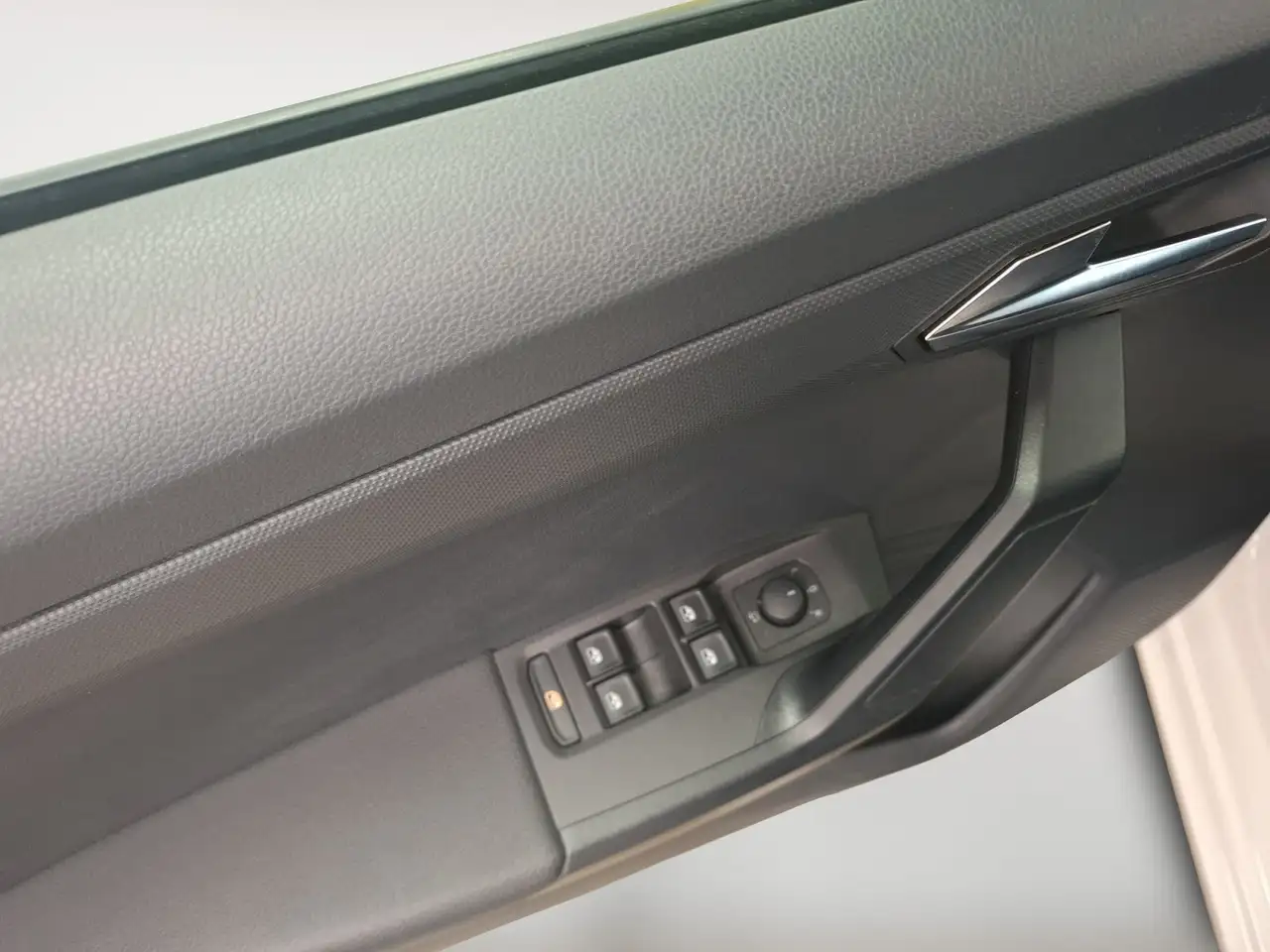 SEAT Ibiza Style 1.0 TSI PDC CarPlay SHZ Tempomat LM — Galerie du véhicule 13