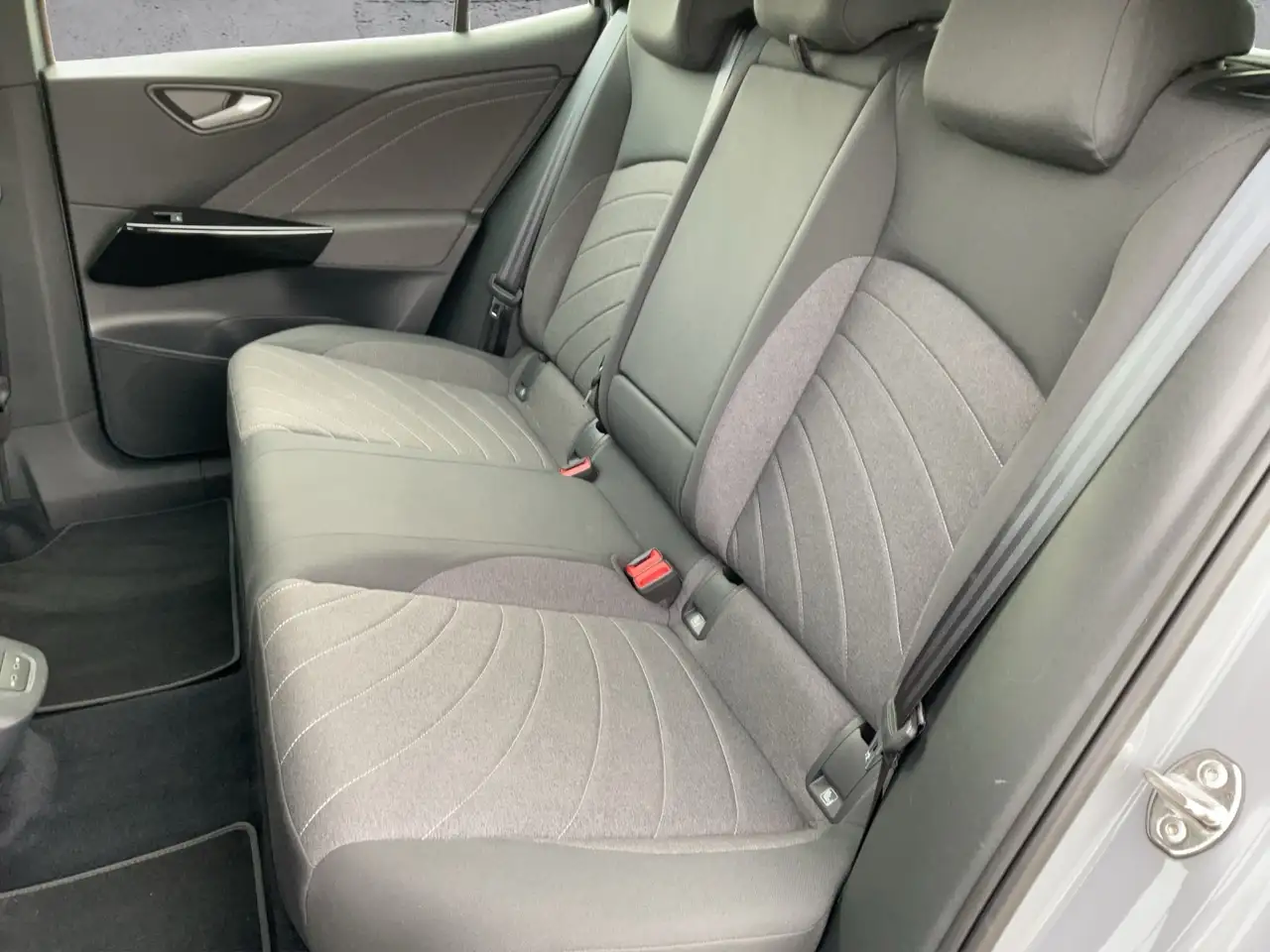 Volkswagen ID.3 Pro 62kWh ACC/KEYLESS/PARKEN — Vehicle gallery 11