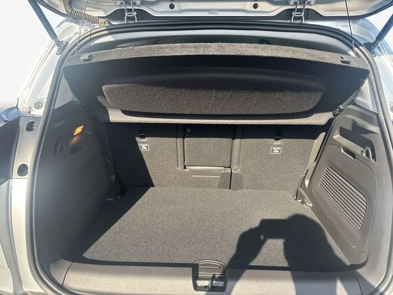 Opel Crossland Crossland 1.2 Elegance Paket — معرض صور السيارة 8