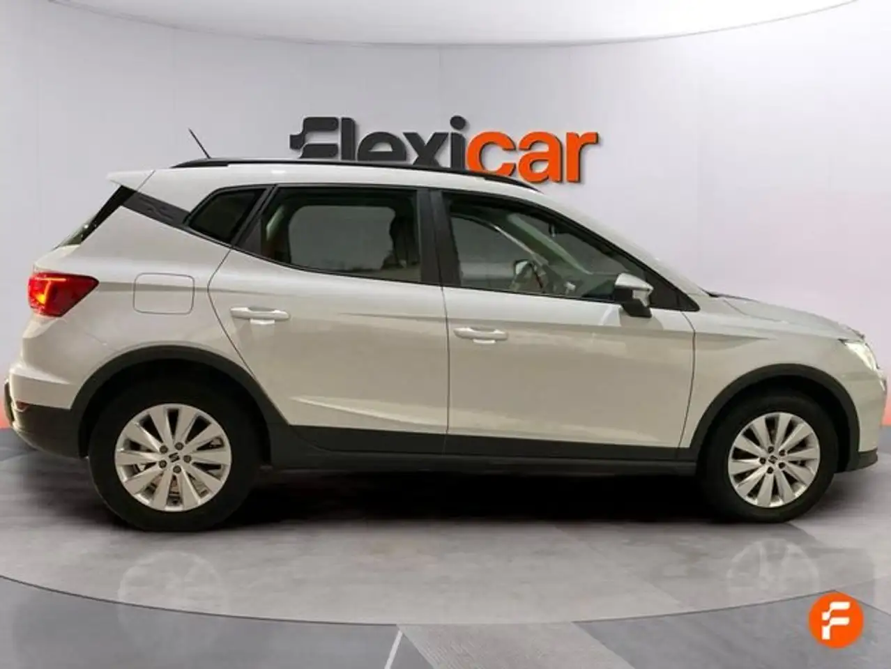 SEAT Arona 1.0 TSI 81kW DSG Style XL — Galería del vehículo 9
