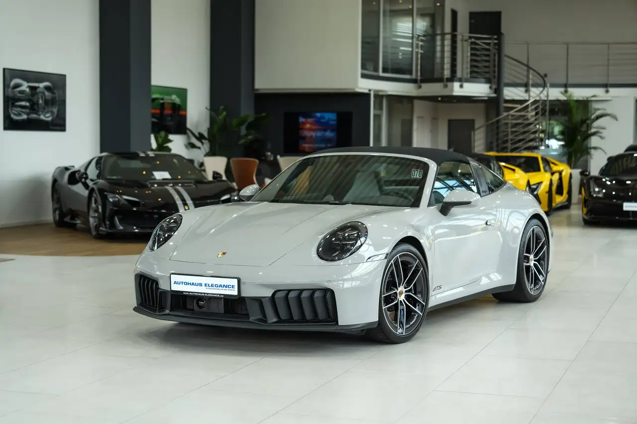 Porsche 992 Targa 4 GTS*SPORT-CHRONO*MATRIX*LIFT*BOSE*21* — معرض صور السيارة 36