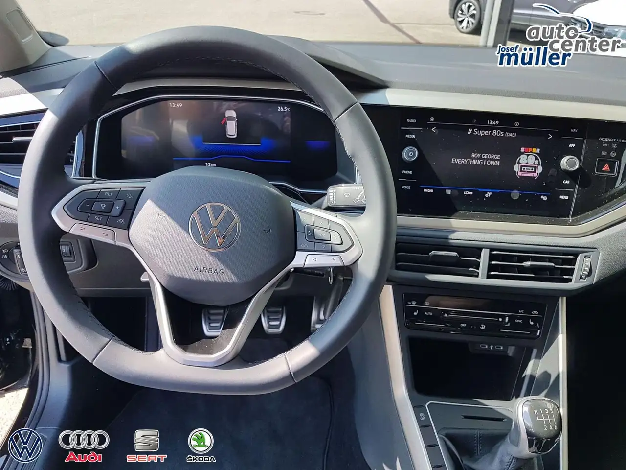 Volkswagen Taigo ACC" LED" Sitzh." PDC v. und h." Kamera... — Vehicle gallery 15