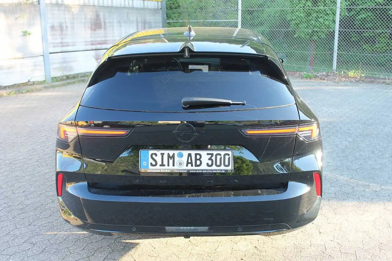 Opel Astra Sports Tourer 1.2 Turbo GS — Galería del vehículo 10