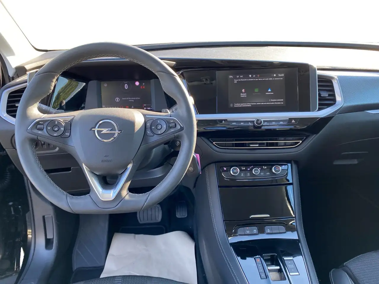 Opel Grandland Enjoy Automatik, Kam*, Sitzheizung — Galerie du véhicule 12