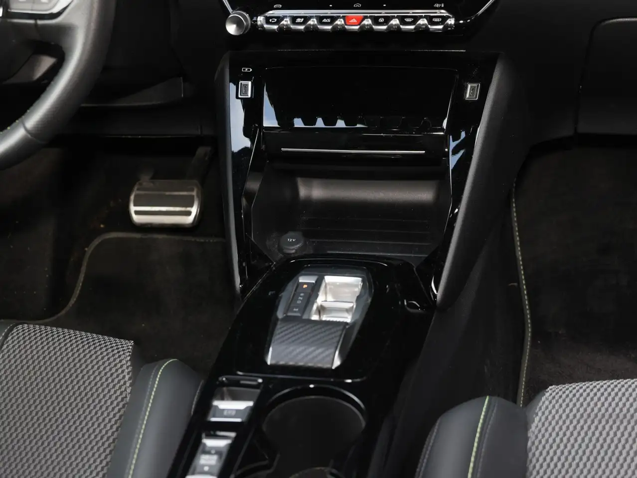 Peugeot 2008 GT — Galería del vehículo 12