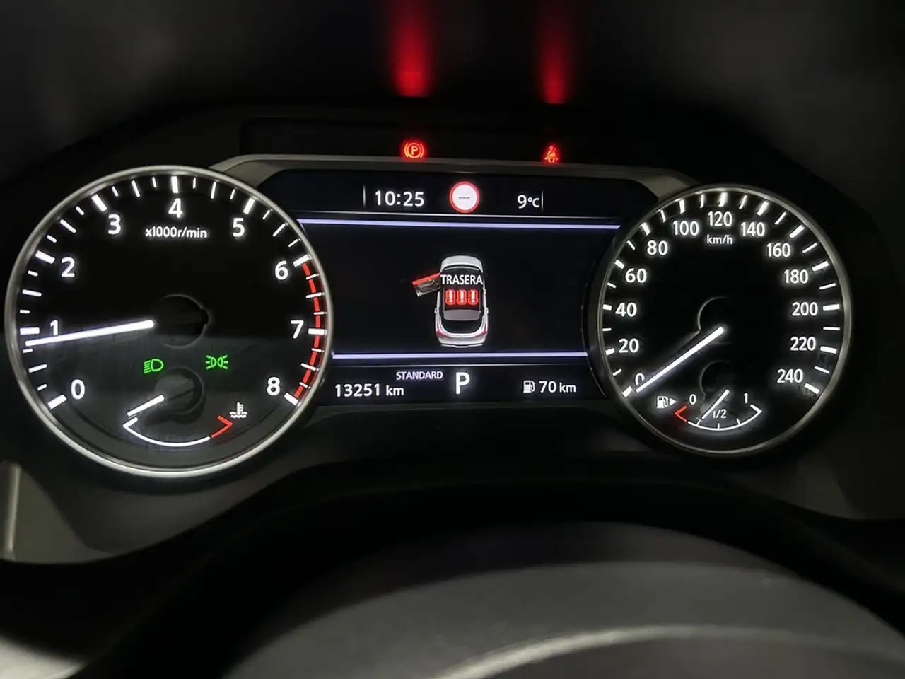Nissan Qashqai 1.3 DIG-T mHEV 12V Acenta 4x2 Aut. 116kW — معرض صور السيارة 19