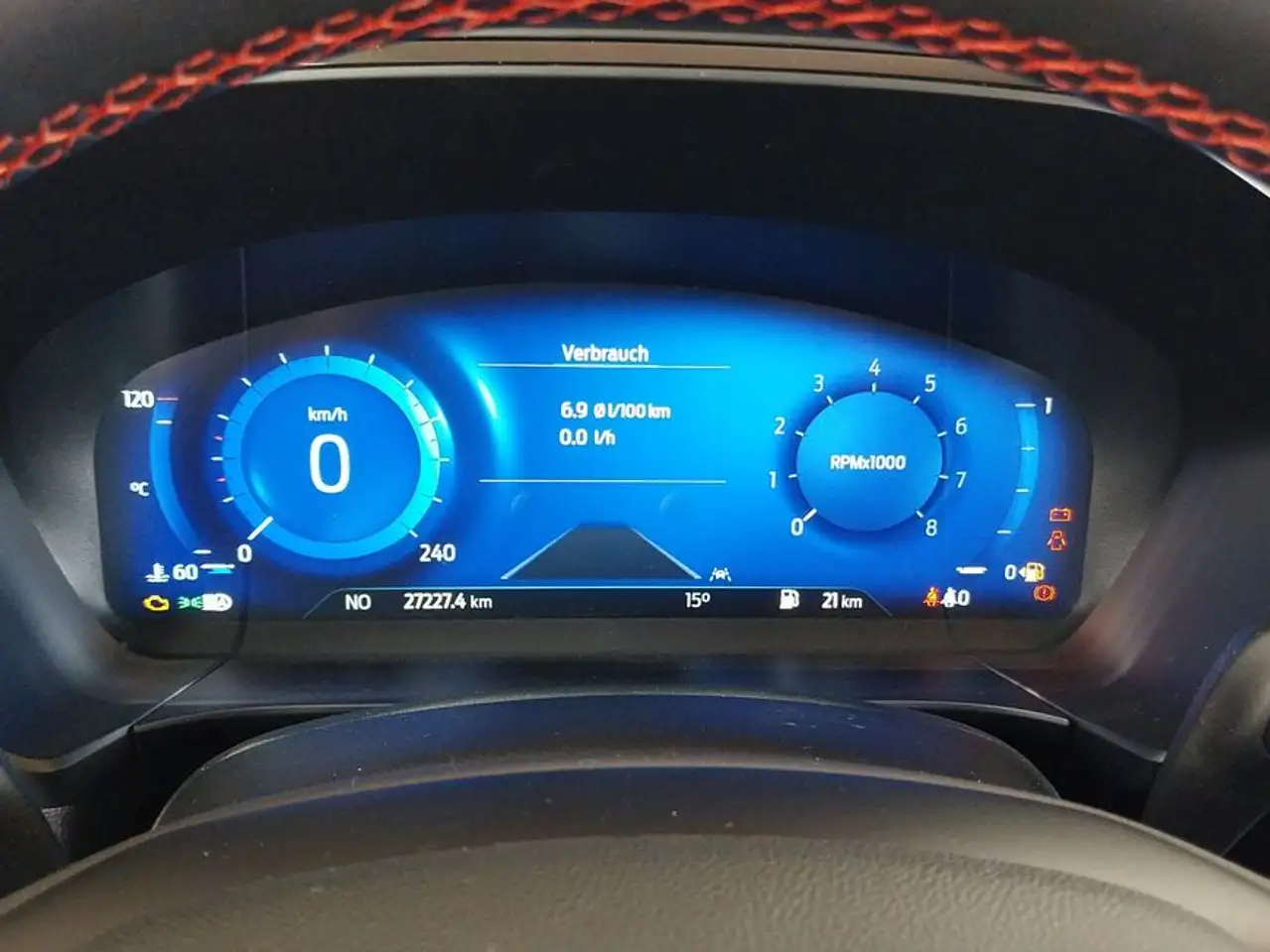 Ford Kuga 1.5 EcoBoost ST-LINE X — Vehicle gallery 12
