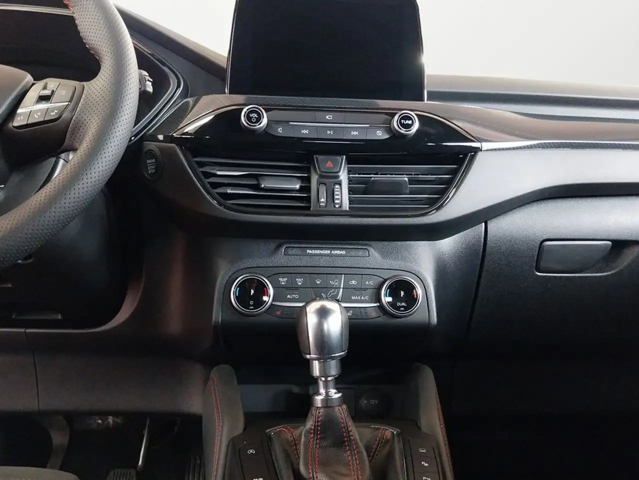Ford Kuga 1.5 EcoBoost ST-LINE X — Vehicle gallery 14