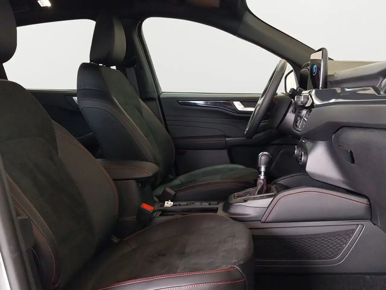 Ford Kuga 1.5 EcoBoost ST-LINE X — Vehicle gallery 19