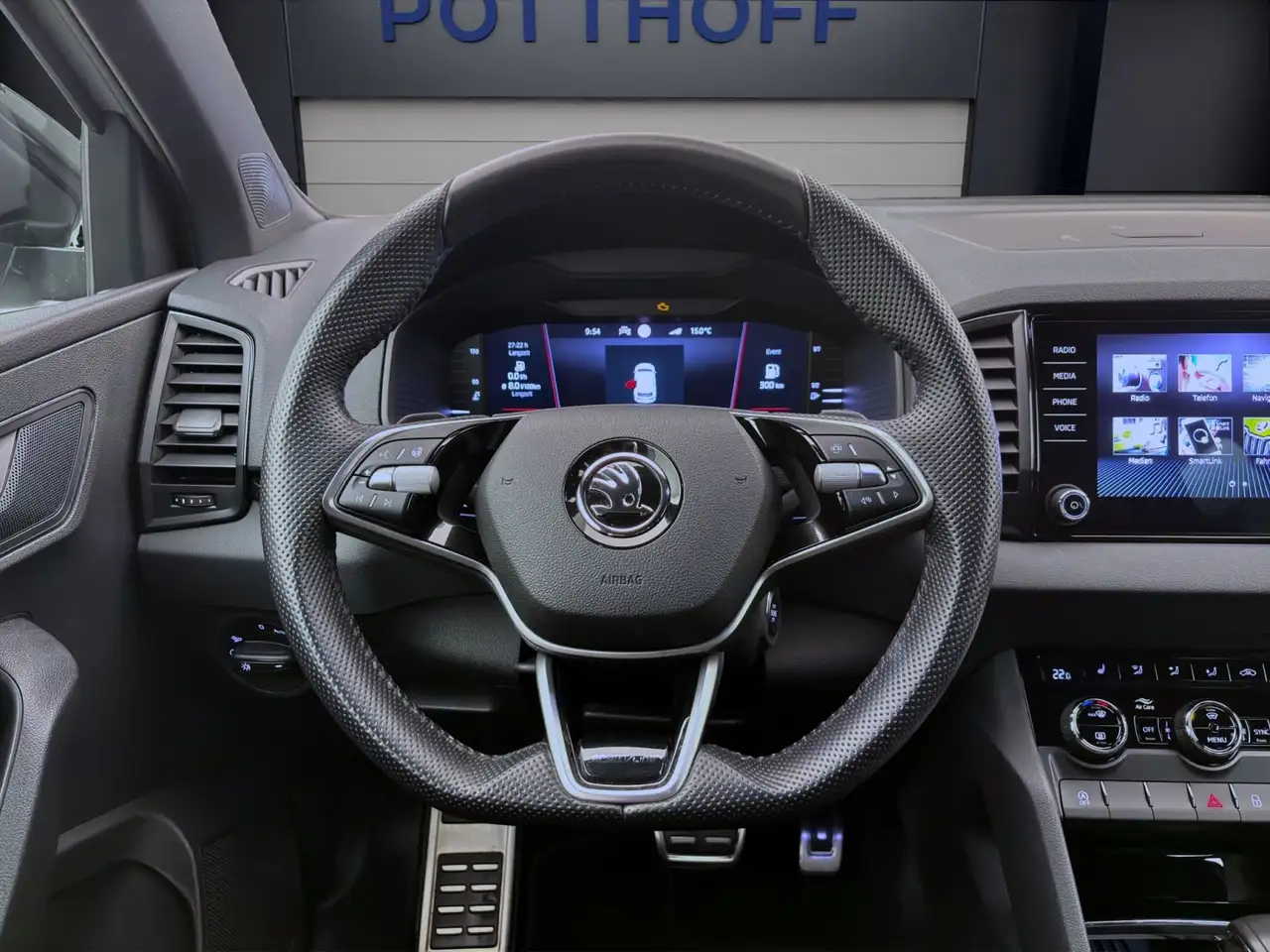 Skoda Karoq 2.0 TSI DSG 4x4 SPORTLINE MATRIX PDC SITZH — Galerie du véhicule 12