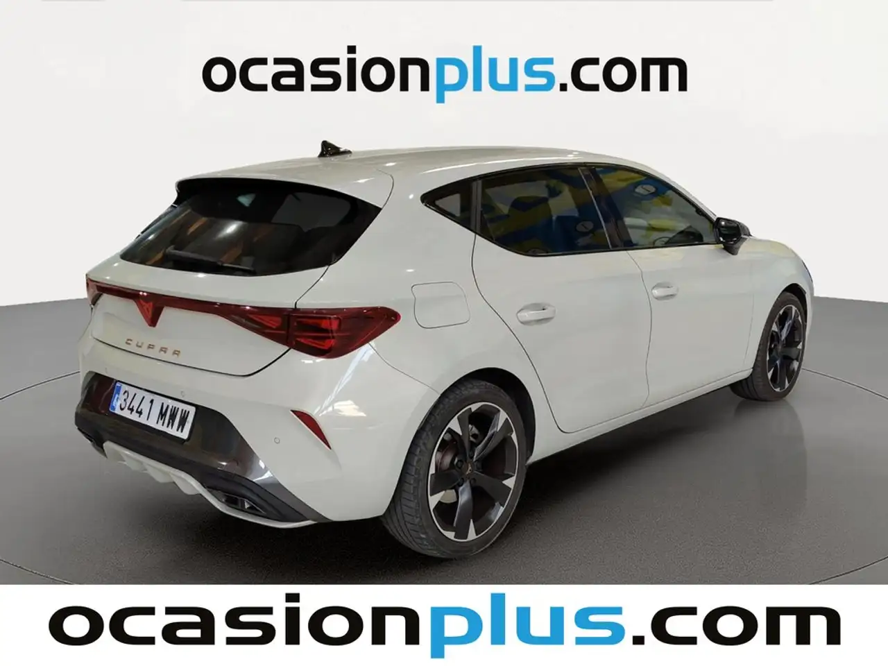 CUPRA Leon 1.5 eTSI 110 DSG — Vehicle gallery 3