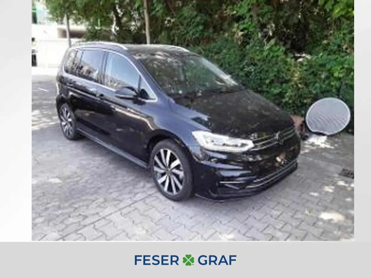 Volkswagen Touran 1.5 TSI R-LINE DSG 7-SITZE AHK KAMERA — Roth