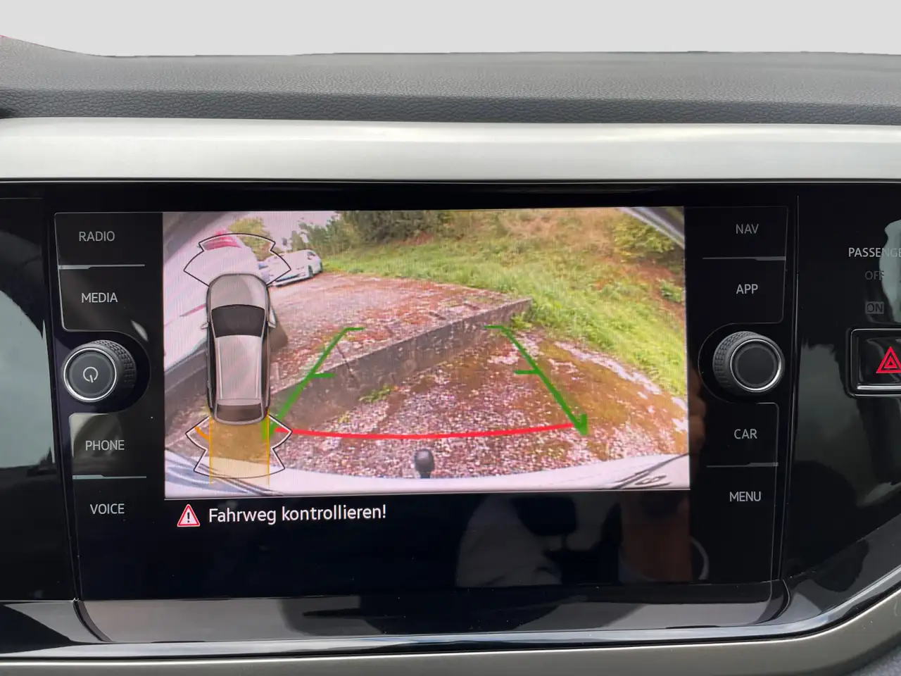 Volkswagen Taigo Move 1.5TSI DSG AHK CAM Navi LED PDC — Galerie du véhicule 8