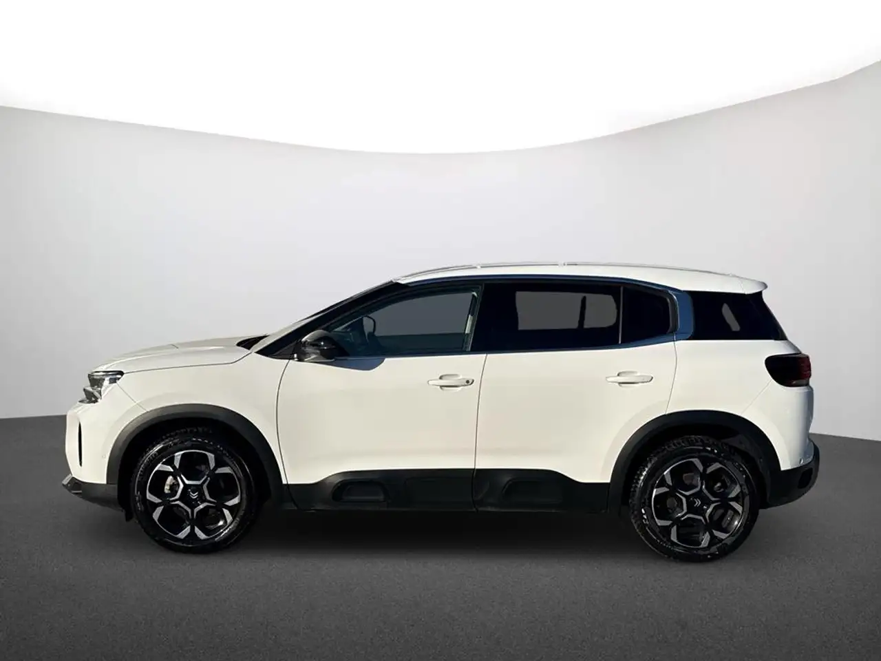 Citroen C5 Aircross 1.2 Mild-Hybrid 136 Plus — Vehicle gallery 4