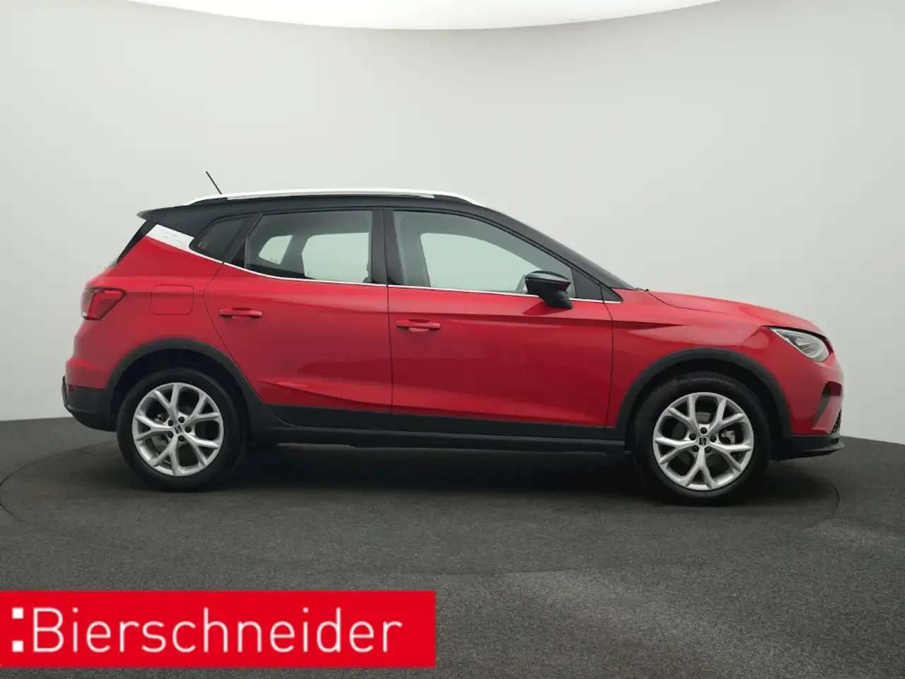SEAT Arona 1.0 TSI NAVI LED KAMERA — Galería del vehículo 7