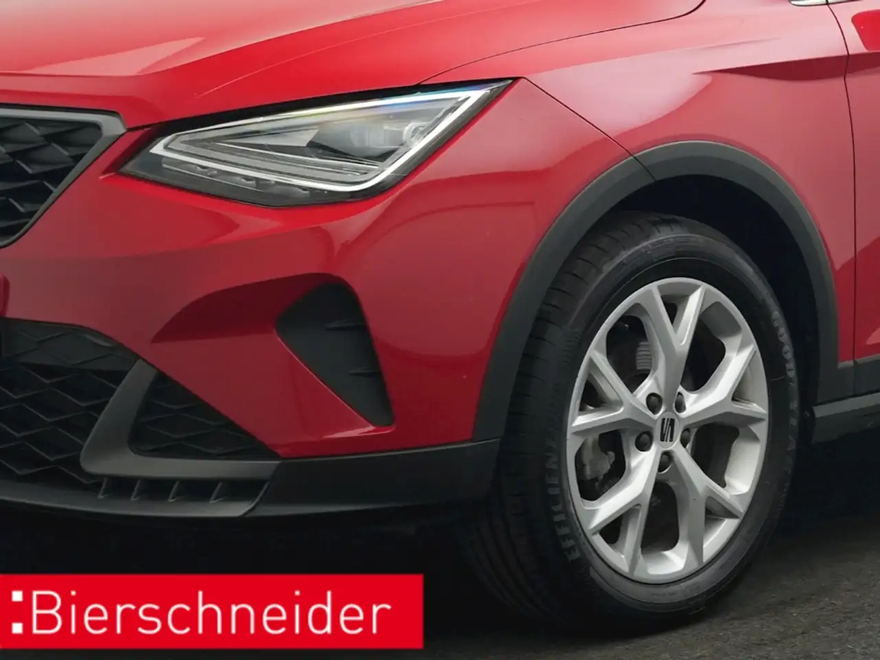 SEAT Arona 1.0 TSI NAVI LED KAMERA — Galería del vehículo 18