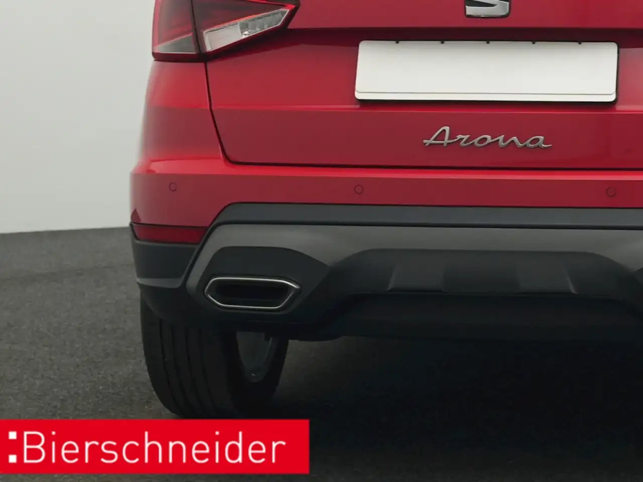 SEAT Arona 1.0 TSI NAVI LED KAMERA — Galería del vehículo 22