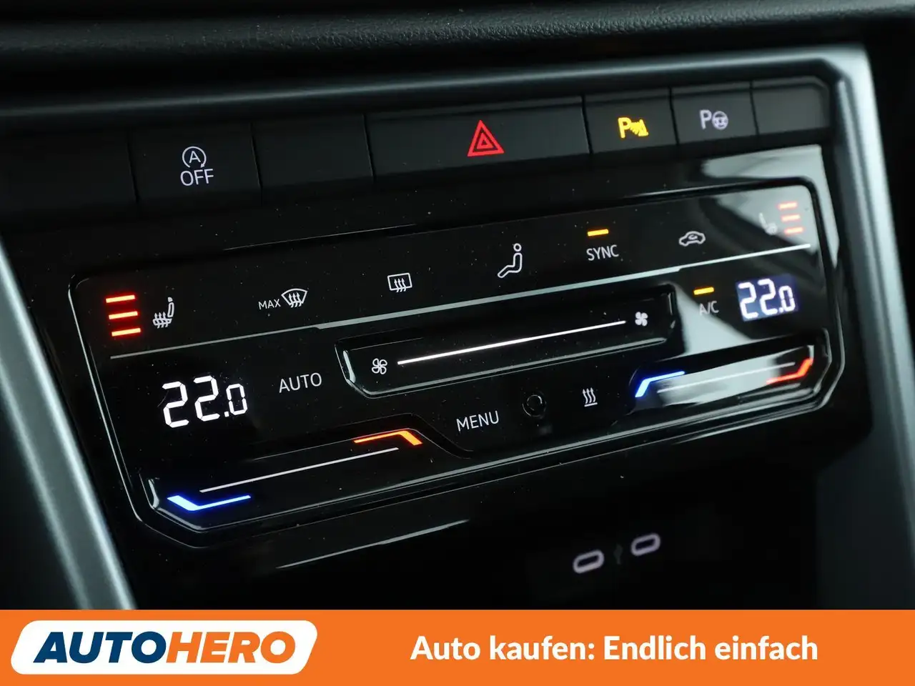 Volkswagen T-Roc 1.5 TSI ACT Life Aut.*LED*NAVI*PDC*SHZ*KLIMA* — معرض صور السيارة 24
