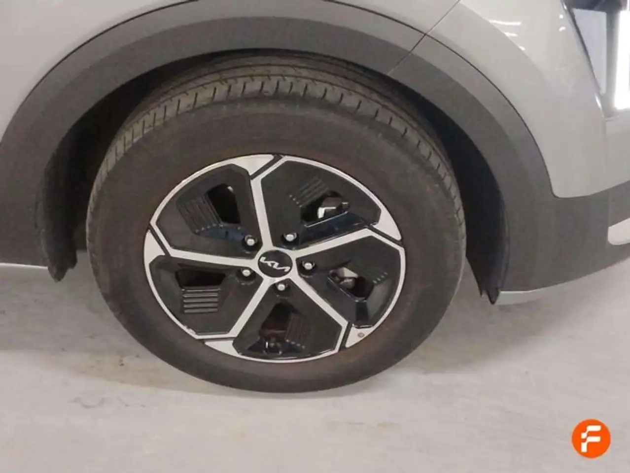 Kia Niro 1.6 HEV Concept 129 — Vehicle gallery 22