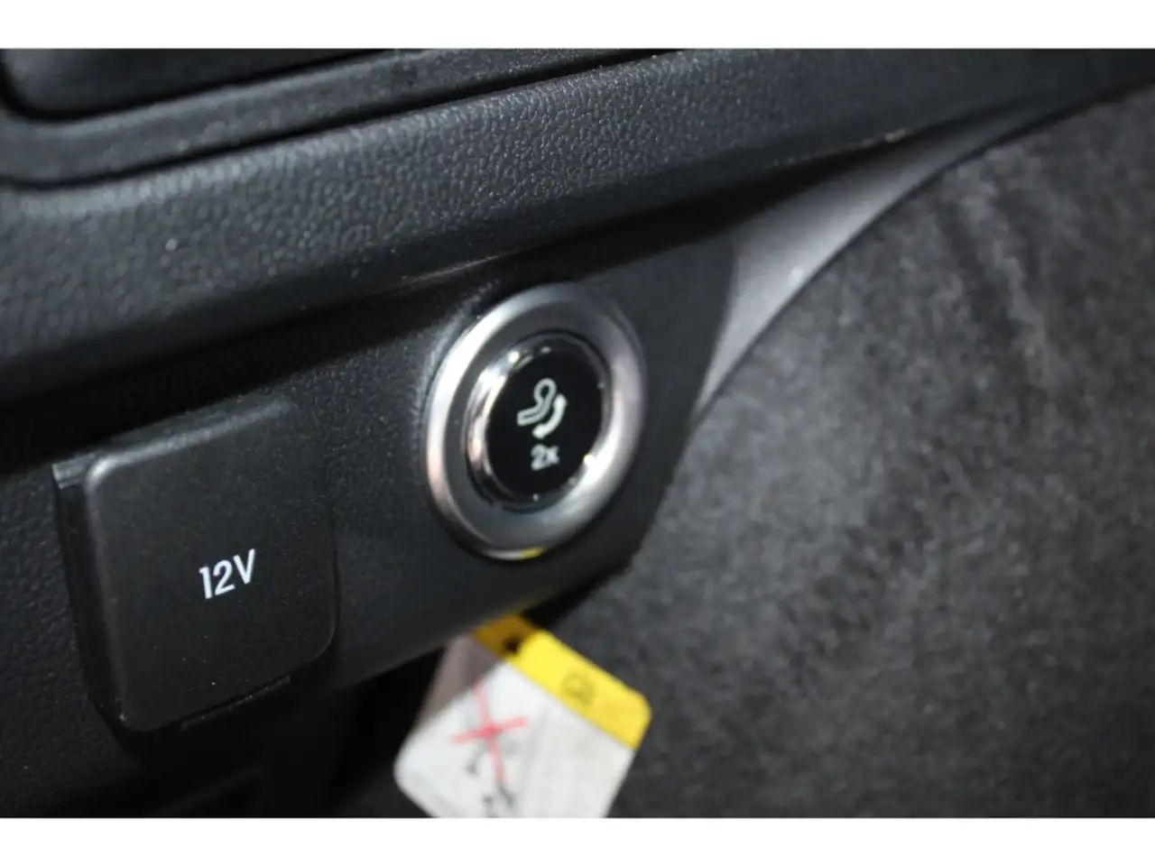 Ford Kuga ST-LINE X PHEV, AHK, ACC, MET, NAVI, LED, BEH. WSS — معرض صور السيارة 7