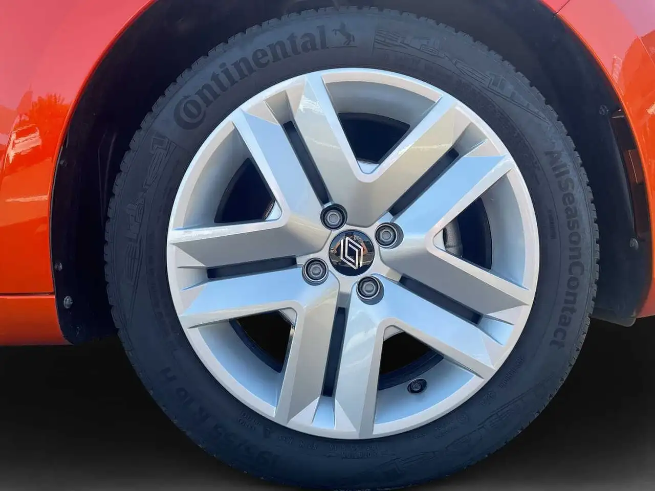 Renault Clio Evolution TCe 90 SHZ PDC hi Klima — Galería del vehículo 14