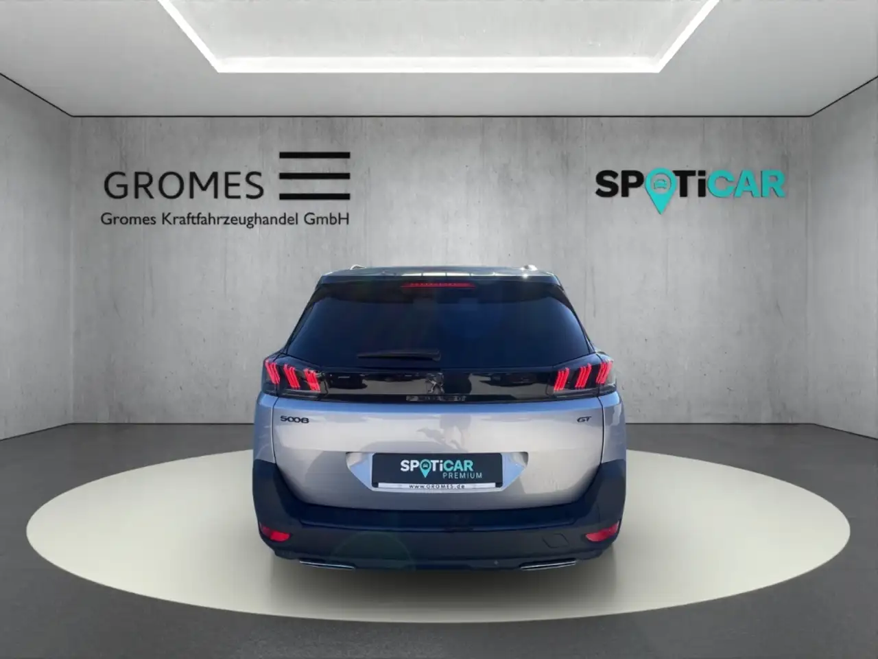 Peugeot 5008 GT 145 e-DSC6 7-Sitzer PANO Navi Leder Digitales C — Galerie du véhicule 4