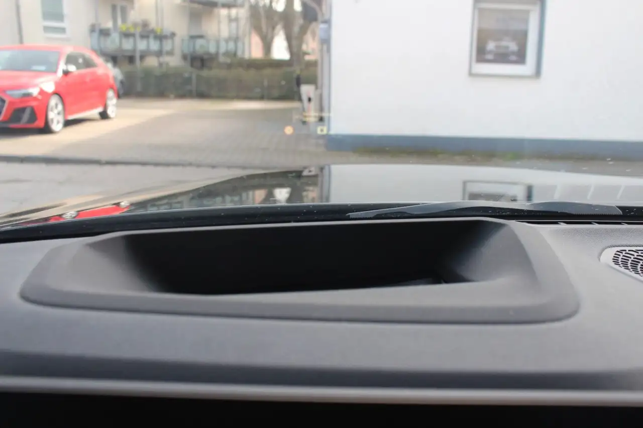 BMW M2 Coupe LCI /Carbon-Paket/Head-Up/Memory/Top — Galerie du véhicule 17