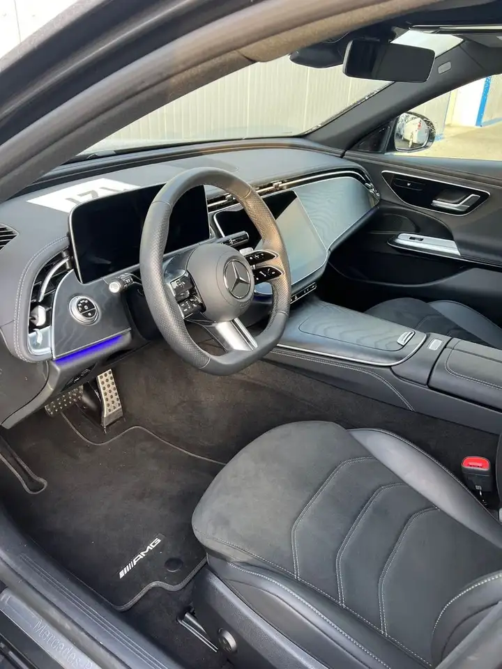 Mercedes-Benz E 200 T 9G 48V AMG-LINE MBUX KAMERA KEYLESS AHK — Galería del vehículo 12