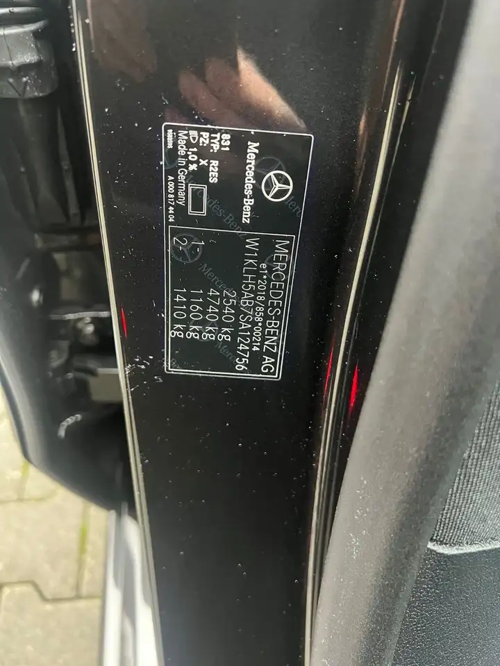 Mercedes-Benz E 200 T 9G 48V AMG-LINE MBUX KAMERA KEYLESS AHK — Galería del vehículo 35