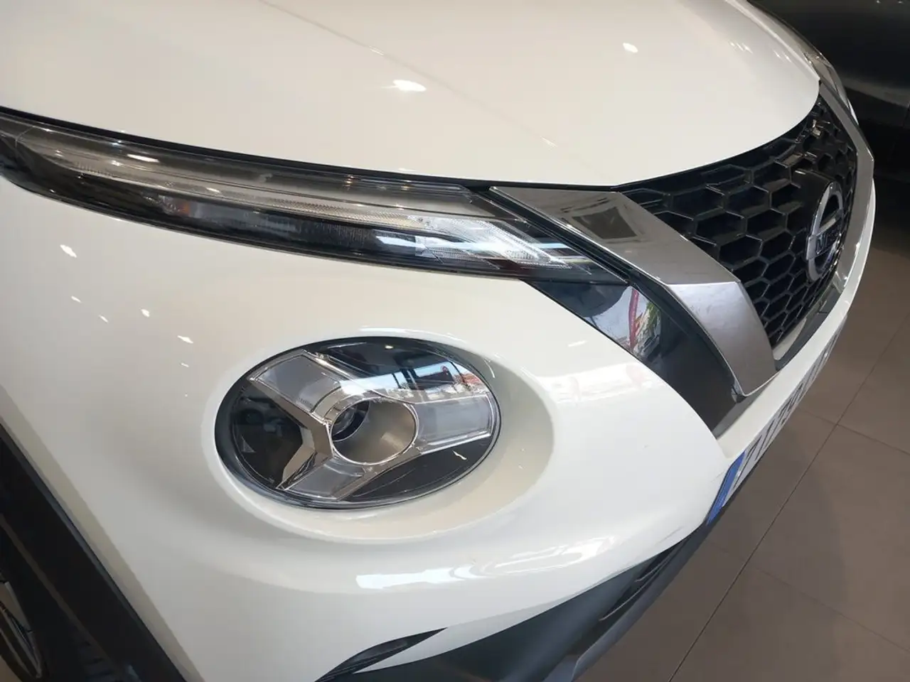 Nissan Juke DIG-T 84 kW (114 CV) 6M/T Acenta — معرض صور السيارة 10