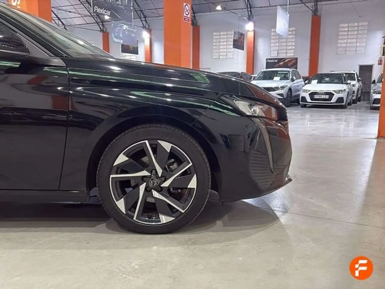 Peugeot 308 1.2 PureTech S&S Allure 130 — معرض صور السيارة 21