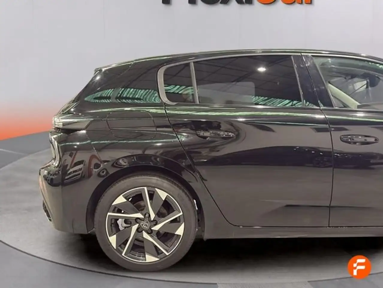 Peugeot 308 1.2 PureTech S&S Allure 130 — معرض صور السيارة 22