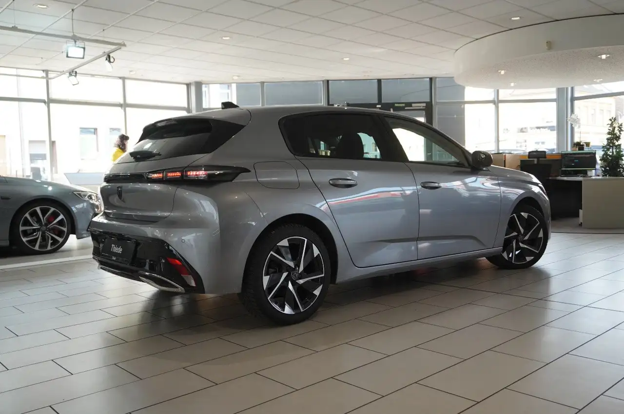 Peugeot 308 LIM 1.2T ALLURE 8-EAT NAVI/LED/KAMERA/SPORT — معرض صور السيارة 9