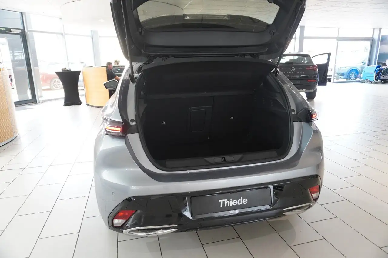 Peugeot 308 LIM 1.2T ALLURE 8-EAT NAVI/LED/KAMERA/SPORT — معرض صور السيارة 13