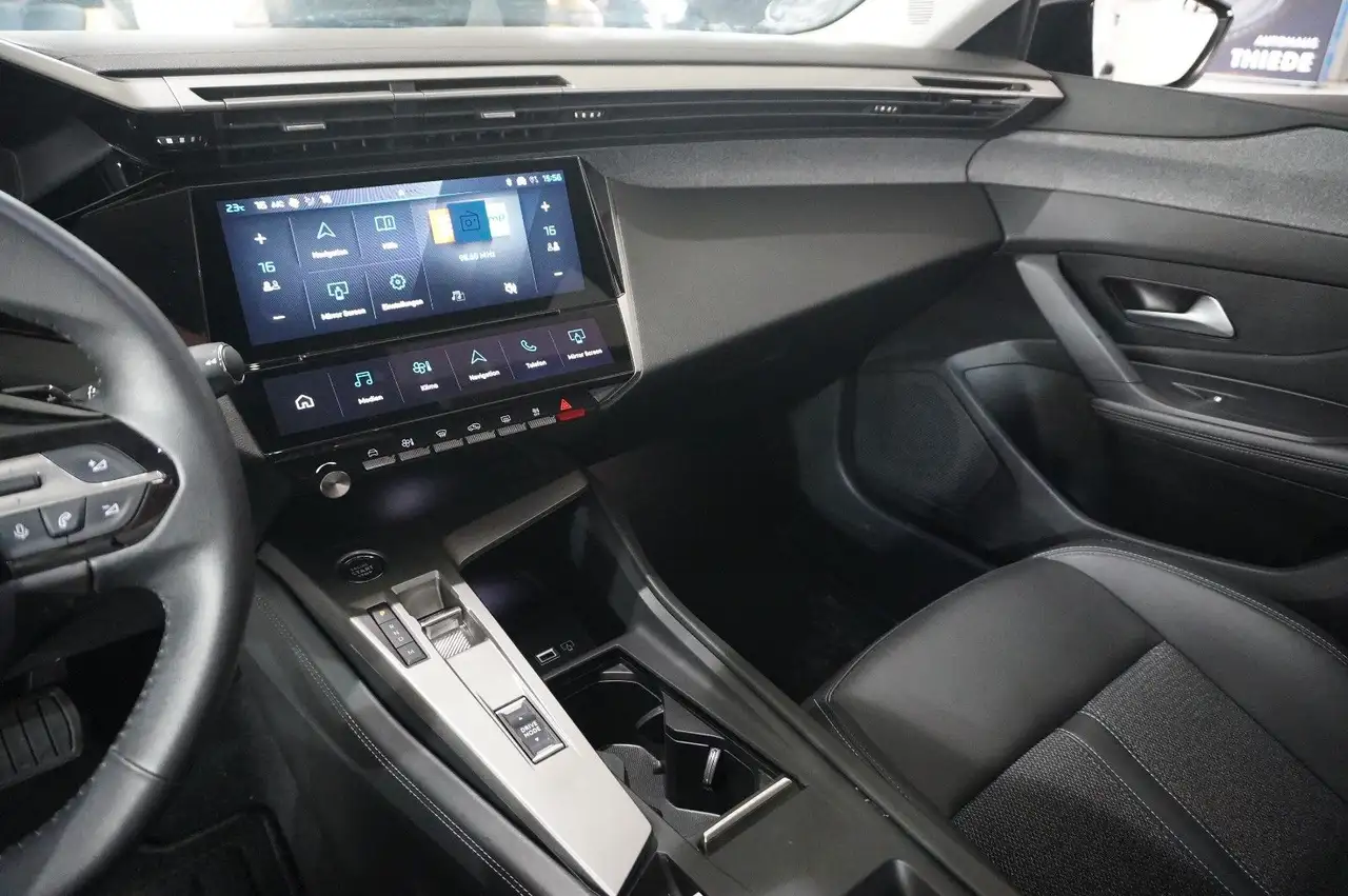 Peugeot 308 LIM 1.2T ALLURE 8-EAT NAVI/LED/KAMERA/SPORT — معرض صور السيارة 25