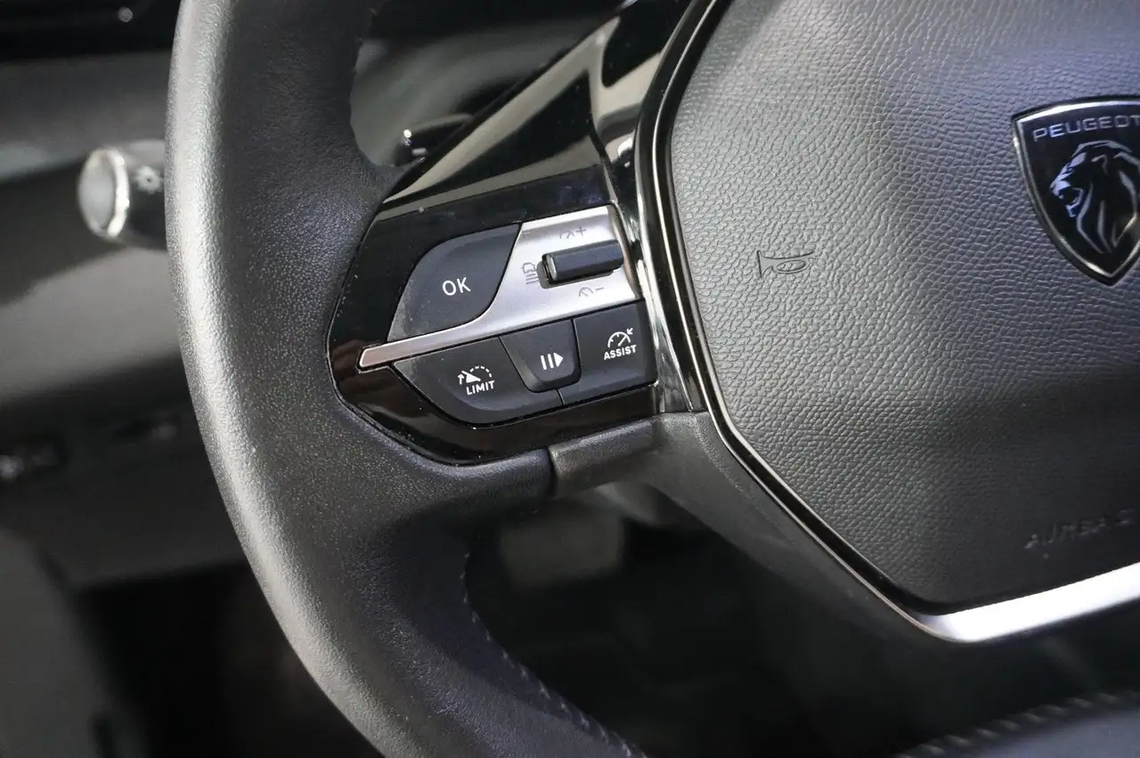Peugeot 308 LIM 1.2T ALLURE 8-EAT NAVI/LED/KAMERA/SPORT — معرض صور السيارة 21