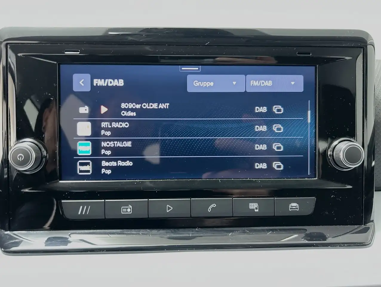SEAT Arona 1.0 TSI Style Edition CarPlay LED Sitzh — معرض صور السيارة 10