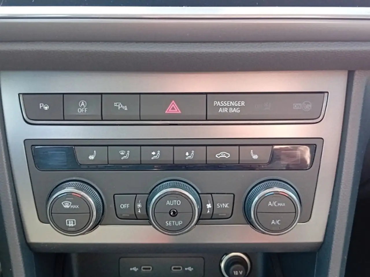 CUPRA Ateca 1.5 TSI DSG — معرض صور السيارة 18