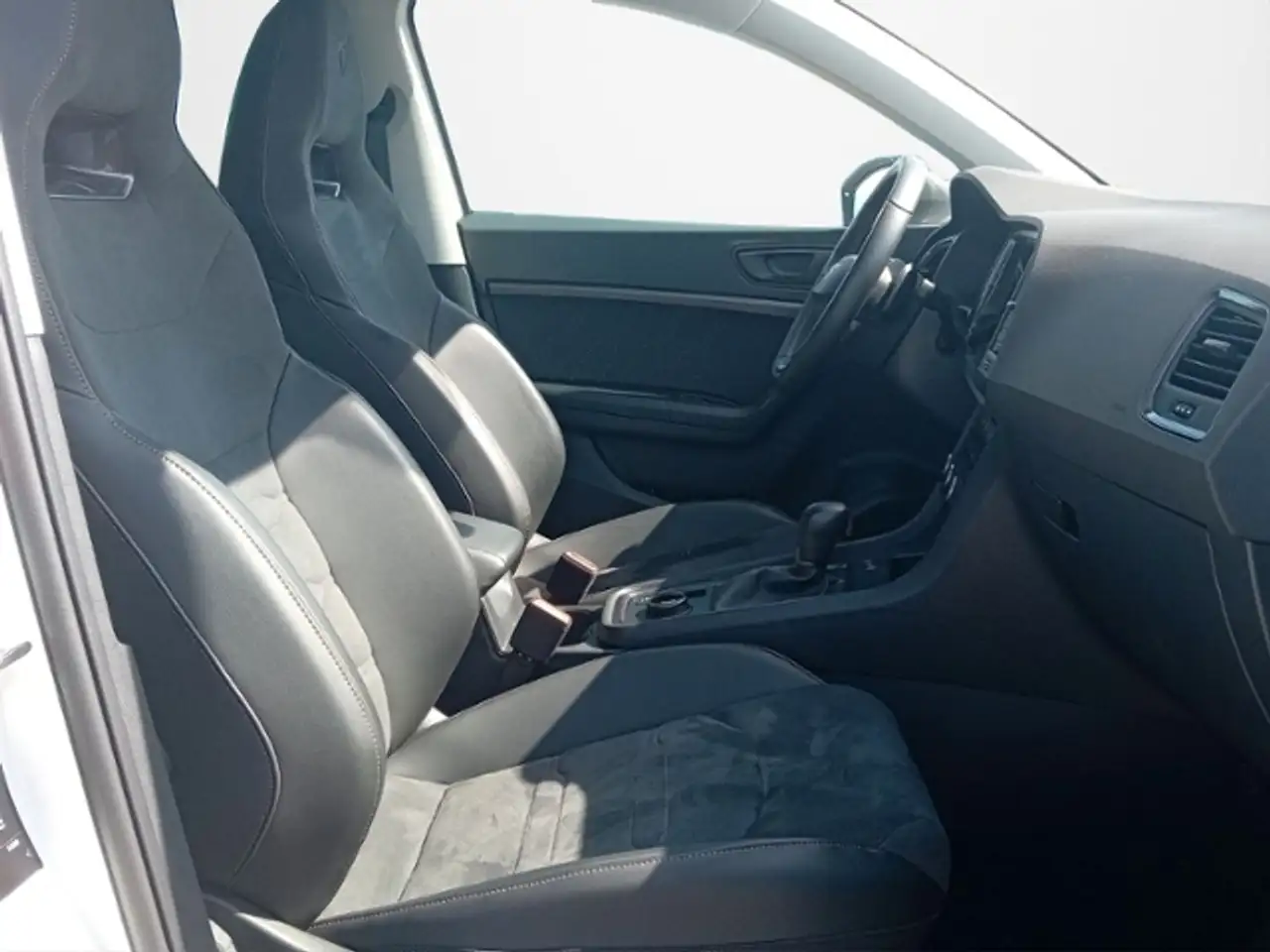 CUPRA Ateca 1.5 TSI DSG — معرض صور السيارة 15