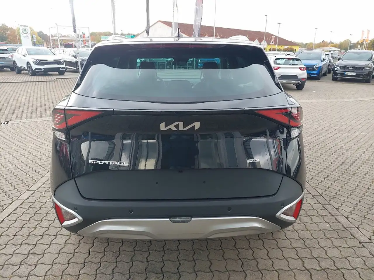 Kia Sportage Vision 1.6T Hybrid Komfort 2WD — Galerie du véhicule 11