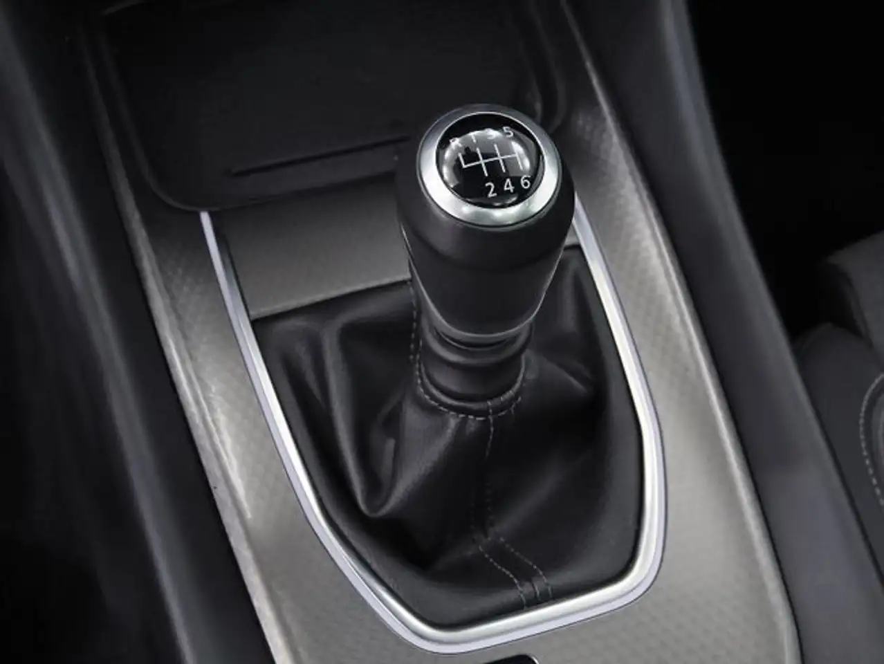 Nissan Qashqai DIG-T 103kW N-Connecta — Galerie du véhicule 28