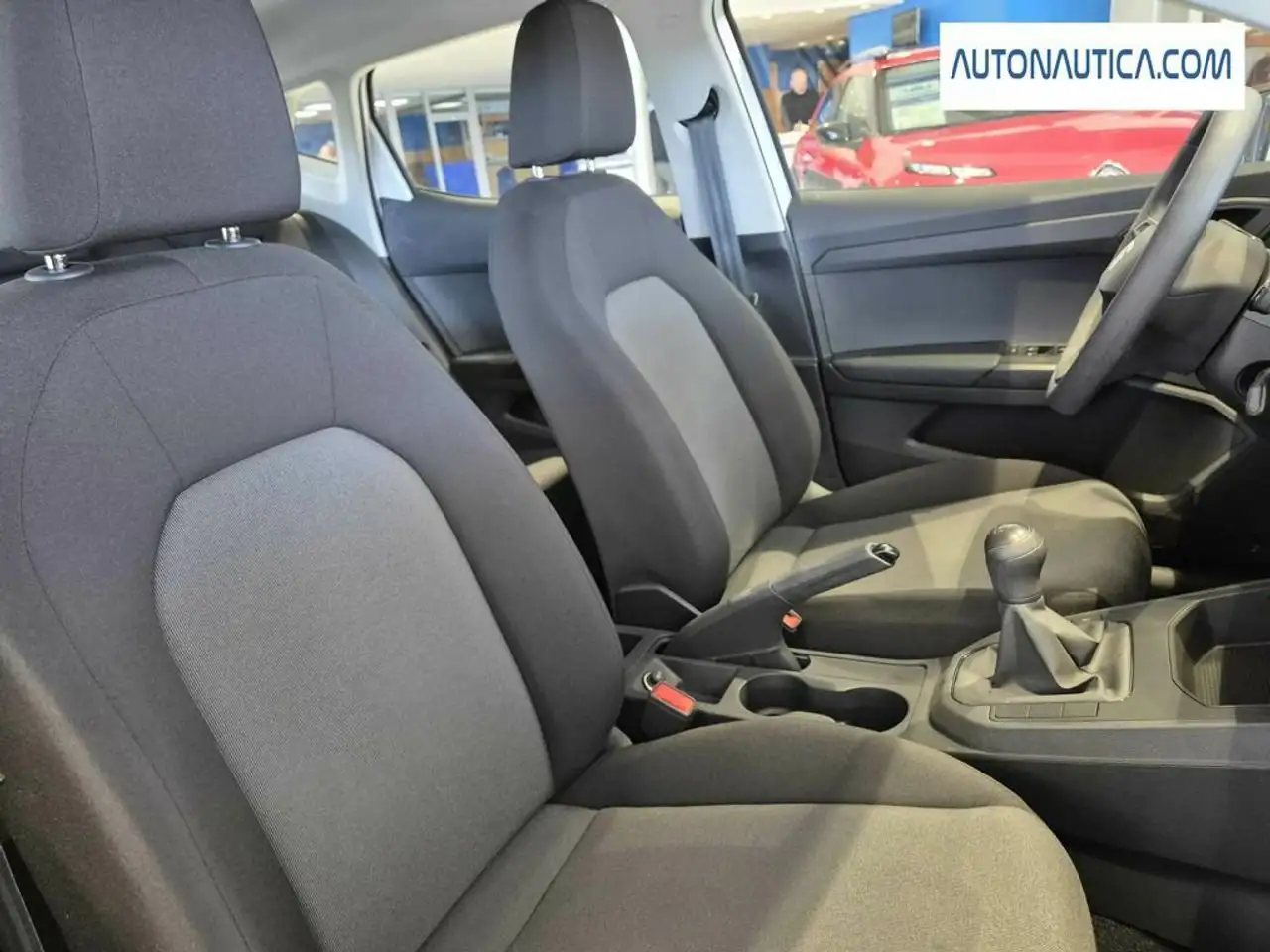 SEAT Ibiza 1.0 TSI S&S Reference XM 95 — معرض صور السيارة 20