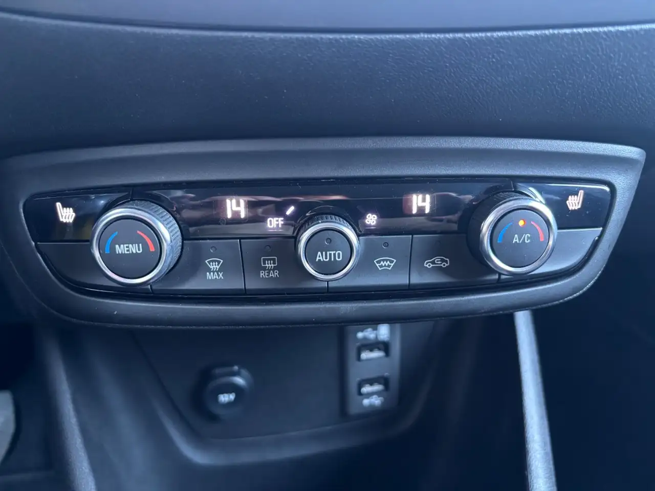 Opel Crossland X Crossland Enjoy*LED*Navi*Shz — معرض صور السيارة 23