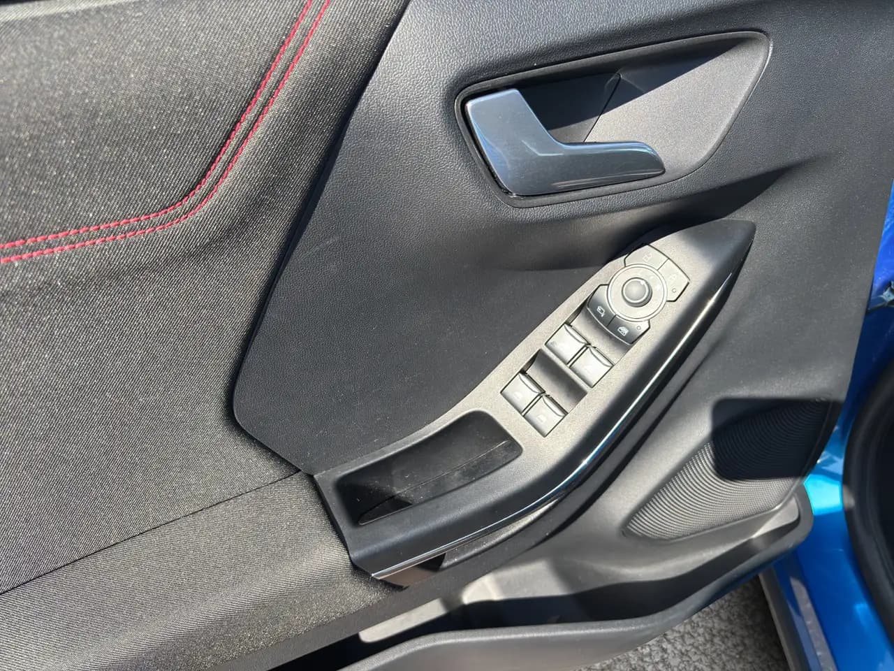 Ford Puma 1,0l 92 kW ST-Line #Navi #Winterpaket — Vehicle gallery 12