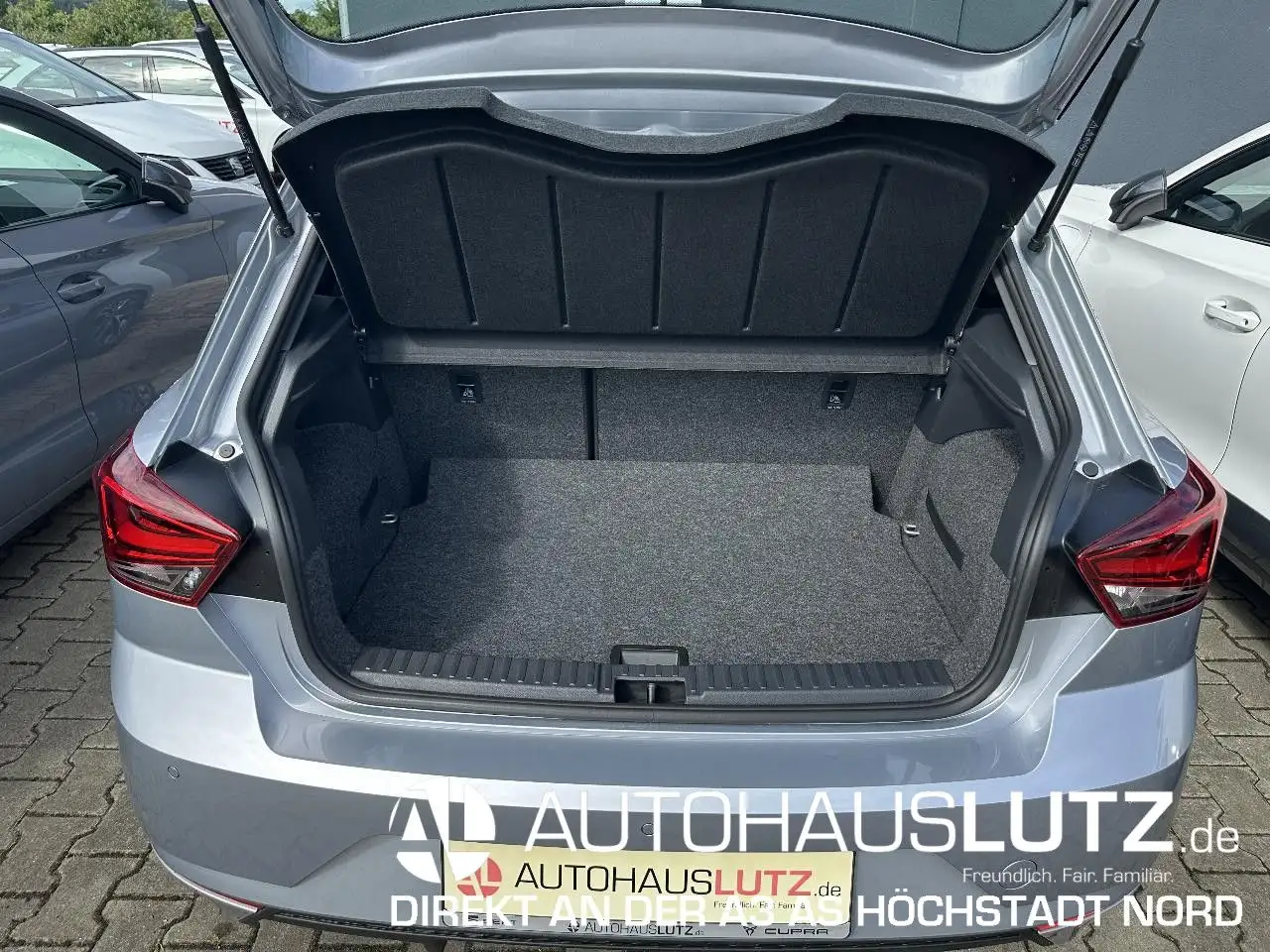 SEAT Ibiza Xcellence 1.0 TSI 81 kW (110 PS) 6-Gang — Galería del vehículo 13