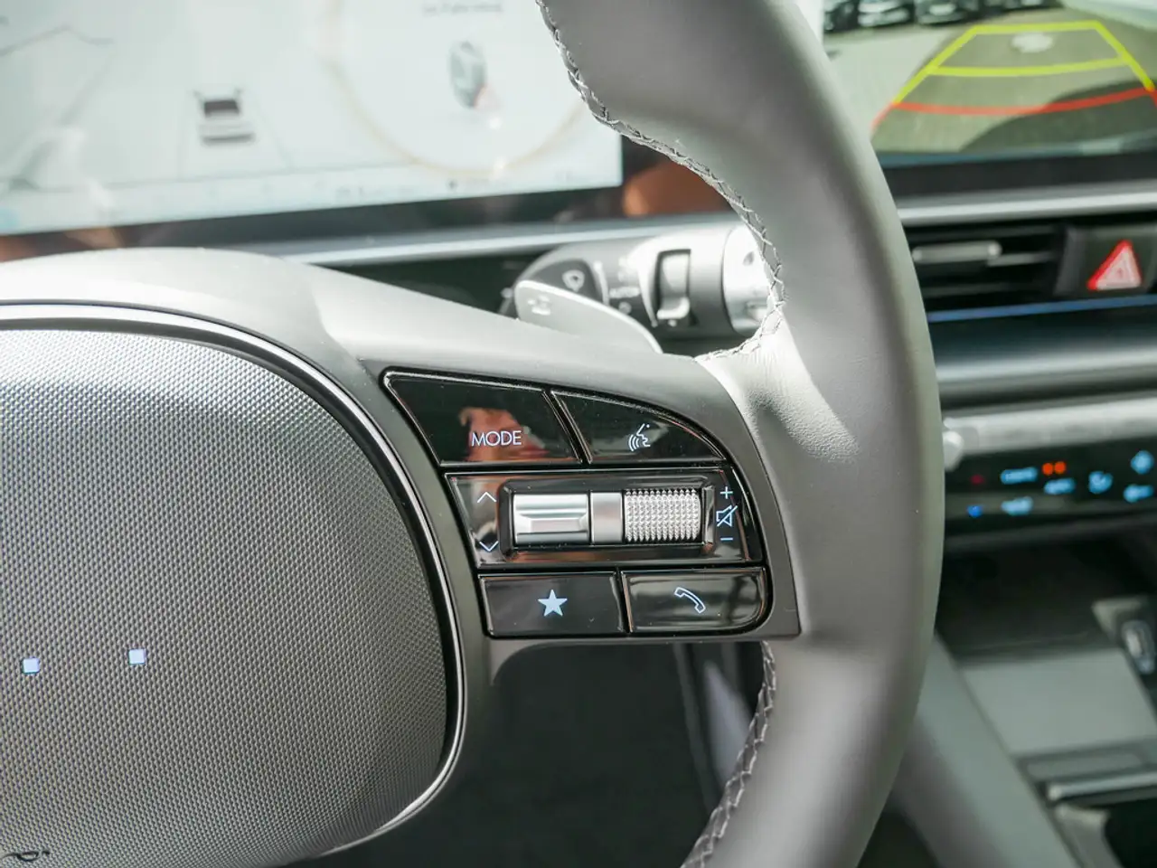 Hyundai IONIQ 6 First Ed. Elektro 4WD 77,4kWh *325 PS*LED*NAVI* — Vehicle gallery 25